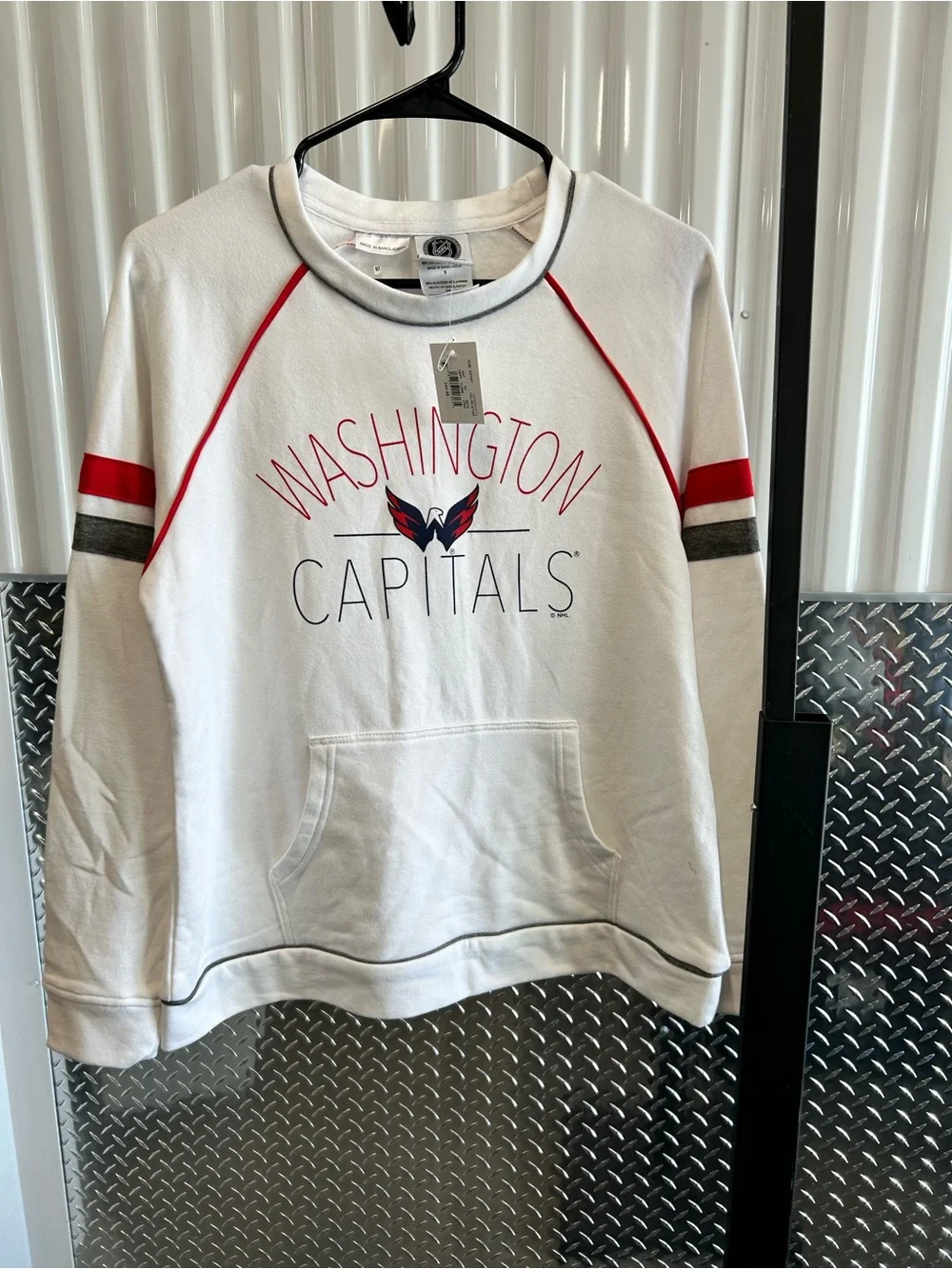 Washington Capitals Womens White Pullover Sweater